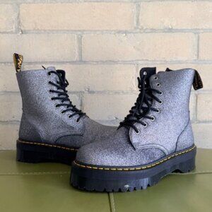 Dr. Martens Jadon pewter glitter platform boot size US W 11 / M 10 / UK 9 NIB